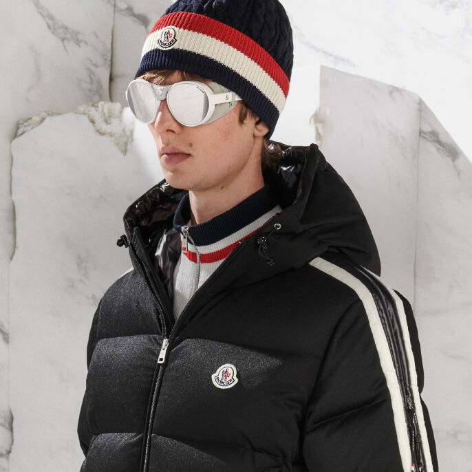 Moncler Greece Online Shop — Down 