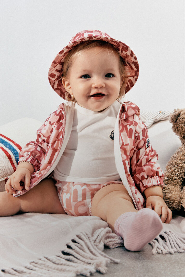 Moncler Children Outerwear, Clothing & Accessories Moncler BG