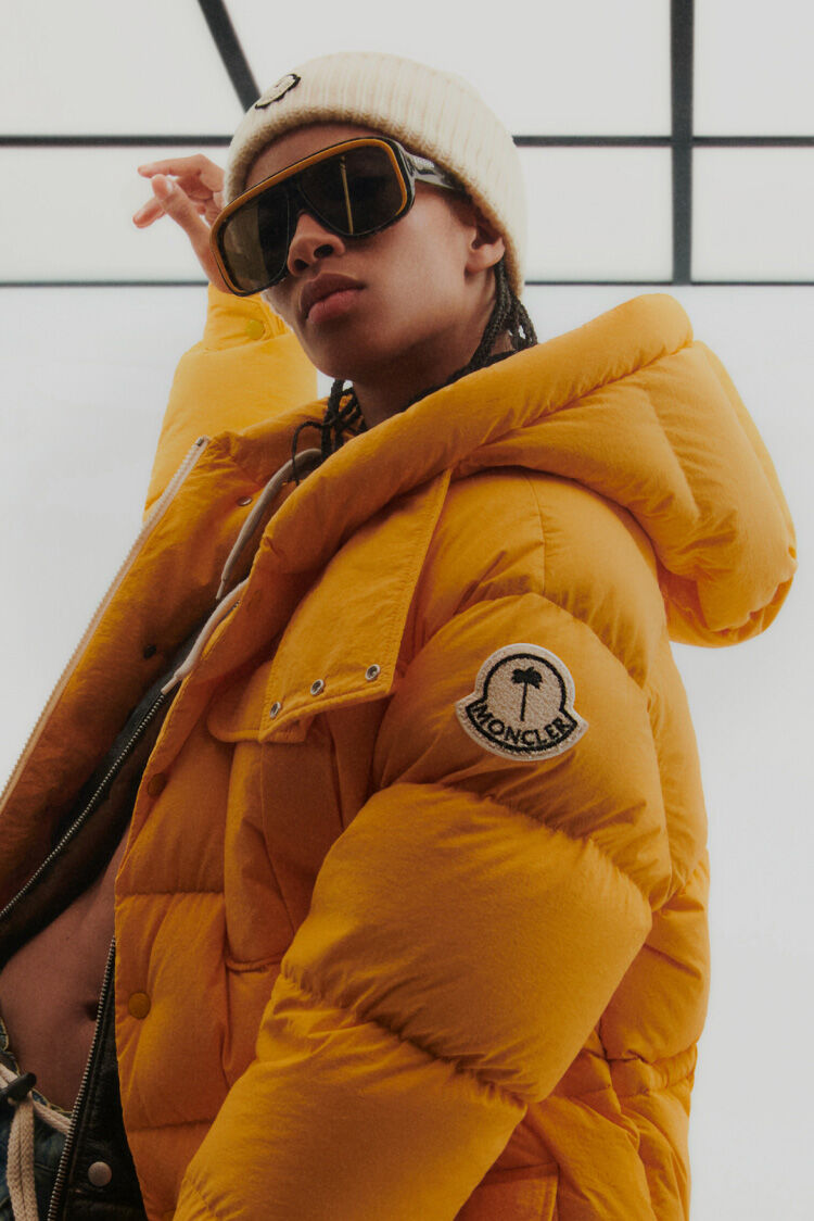 モンクレール MONCLER ダウンジャケット