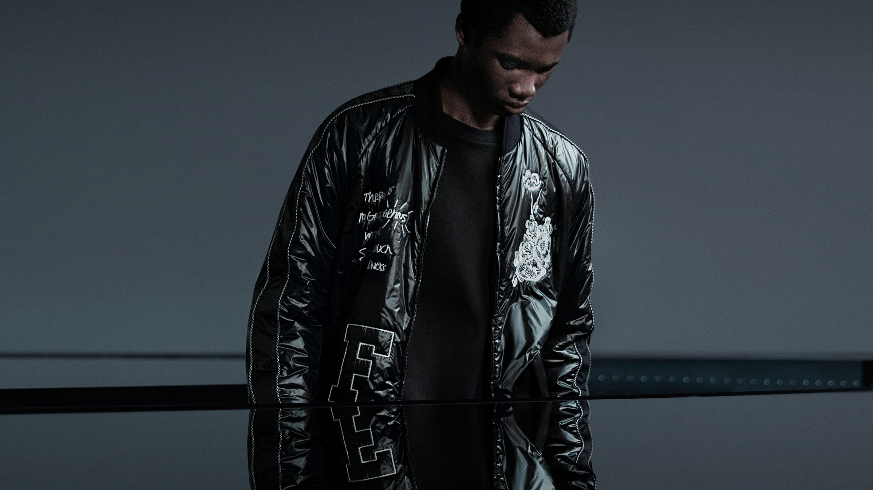 7 MONCLER X FRAGMENT ダウン ストール 藤原ヒロシ（藤原ヒロシの  