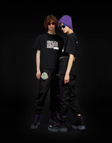 Moncler 패치 티셔츠 블랙