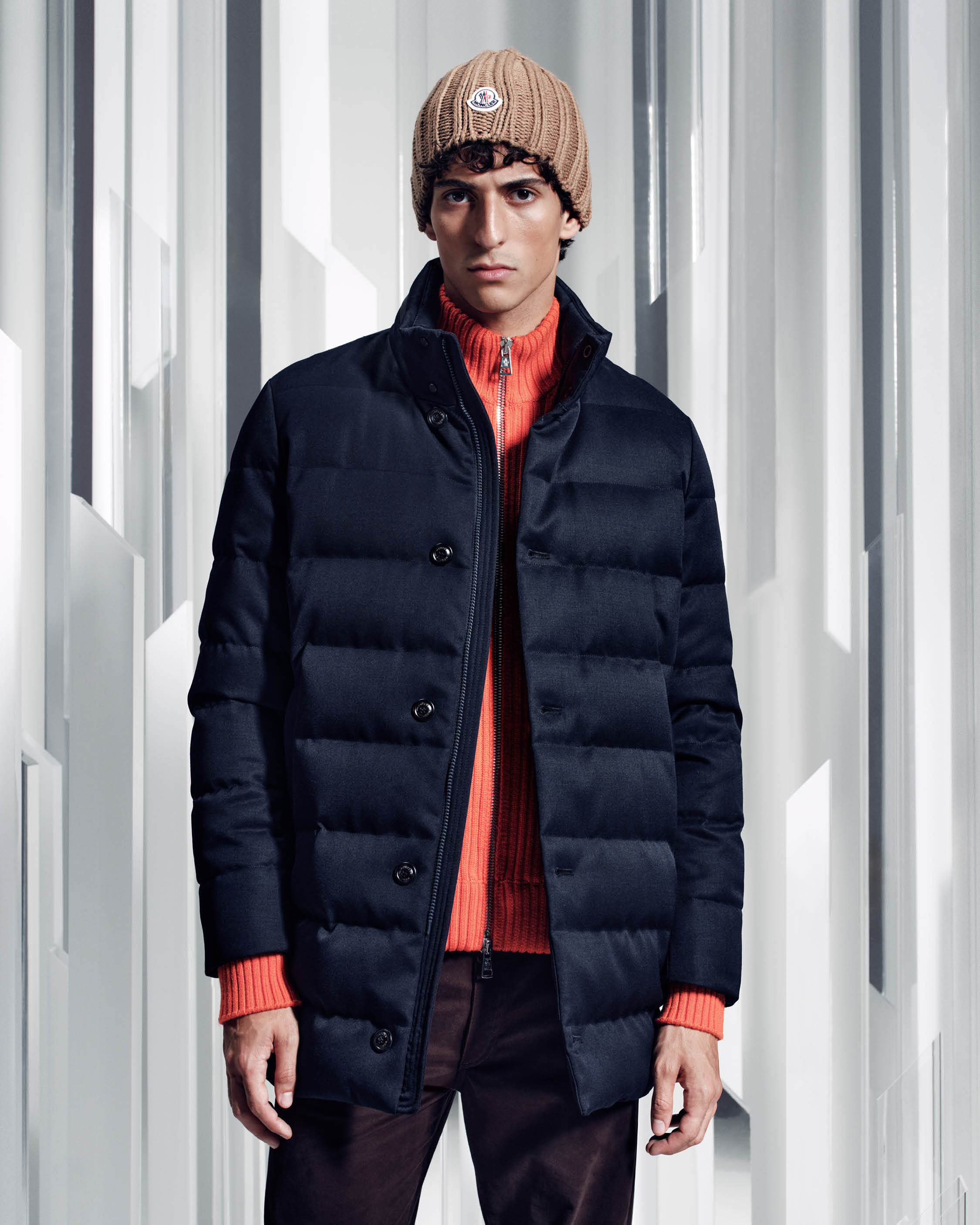 Doudounes d Hiver Doudounes Legeres Manteaux Homme Moncler