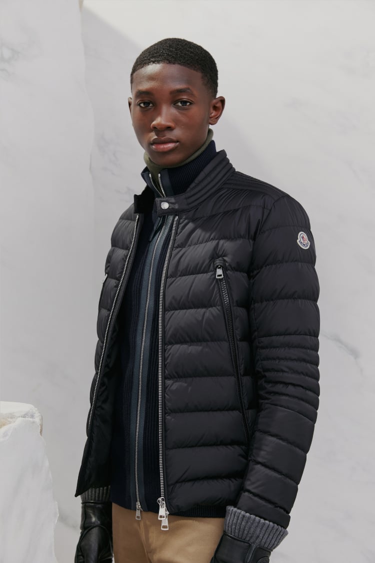 最安価格 MONCLER モンクレール HONORE bomber Jacket asakusa.sub.jp