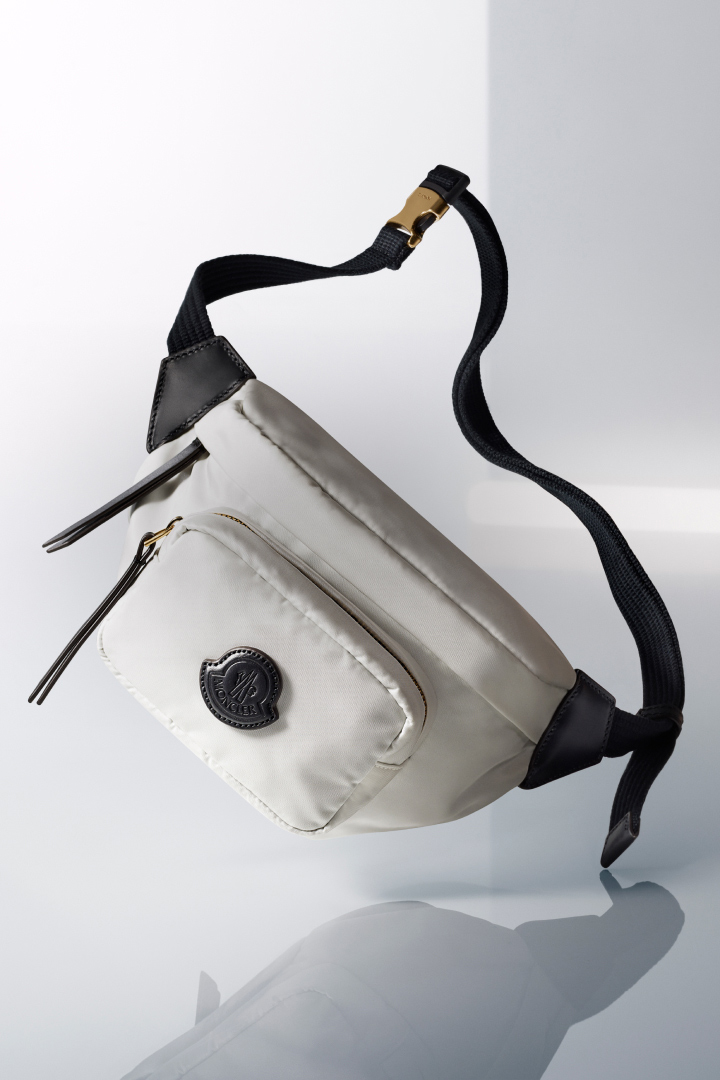 Client Service Area Moncler JP Online Shop