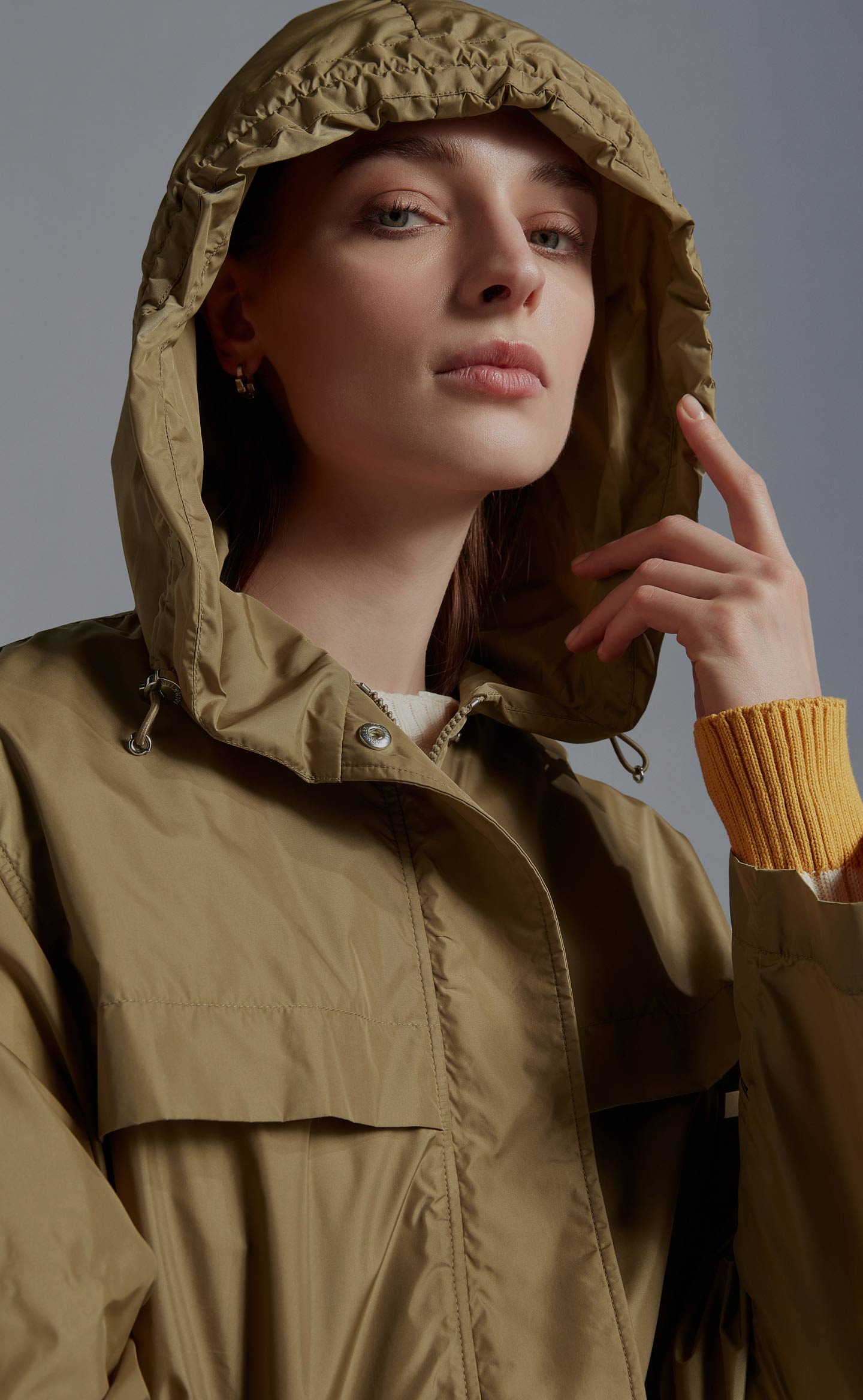 Женская верхняя одежда - Женские куртки и пуховики | Moncler RU